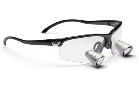 Dr. Zieger Zahnarzt Praxis Bonn Beuel Praxisaustattung / Lupenbrille mit Licht